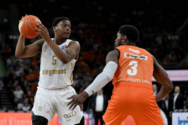 人战术和中 人战术和中