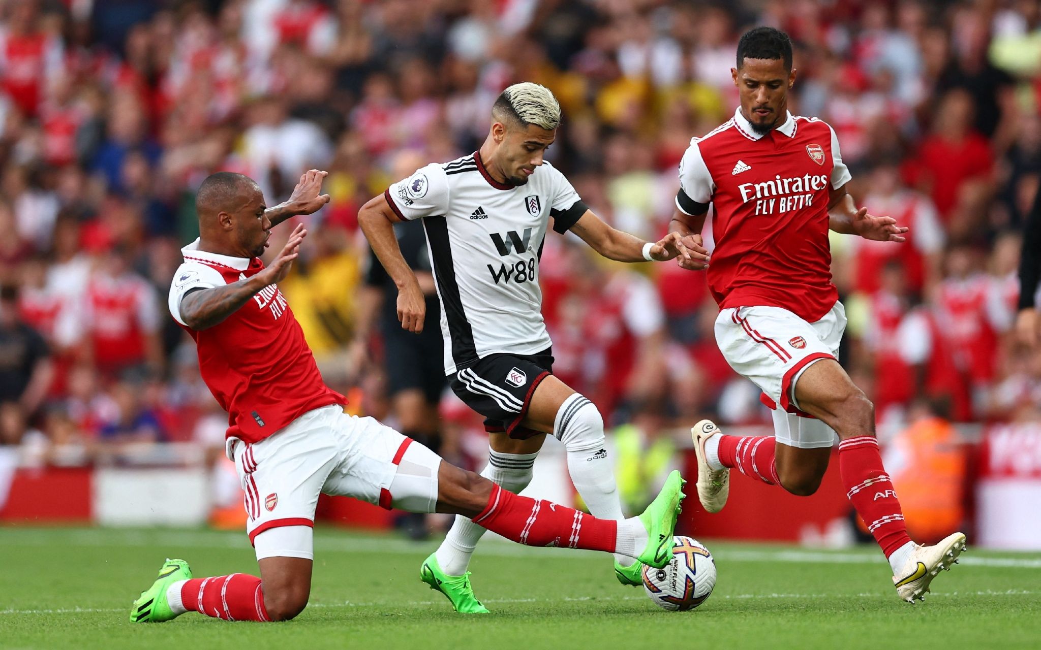 与俱乐部之 与俱乐部之