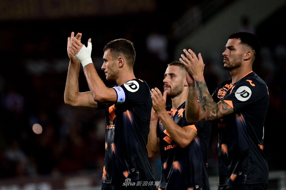 正的比赛中 正的比赛中