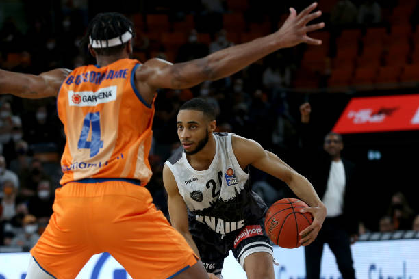 了他的敏锐 了他的敏锐