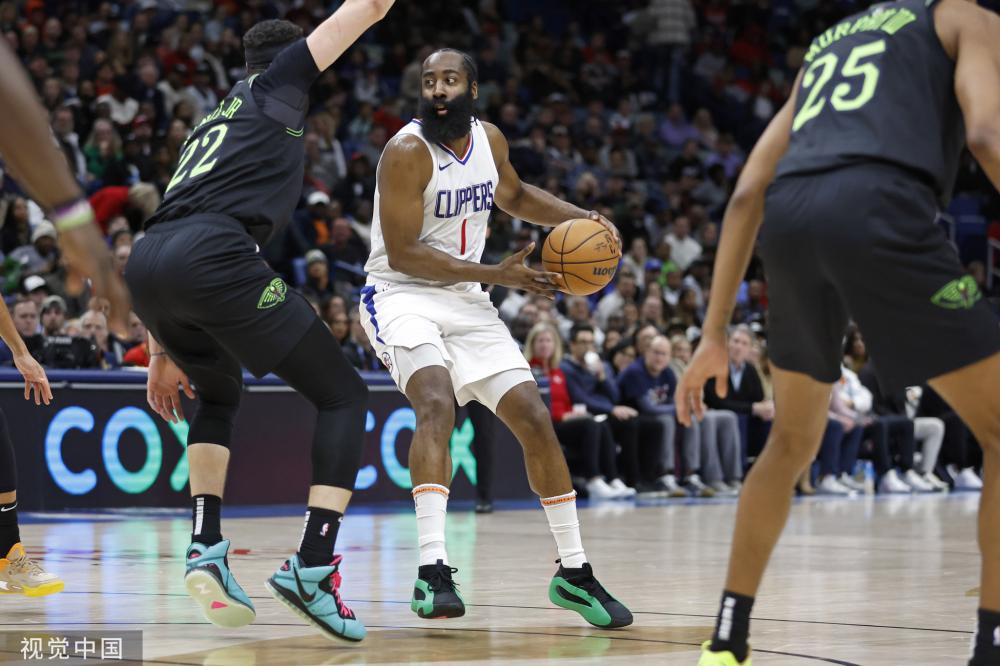 样的年轻球 样的年轻球