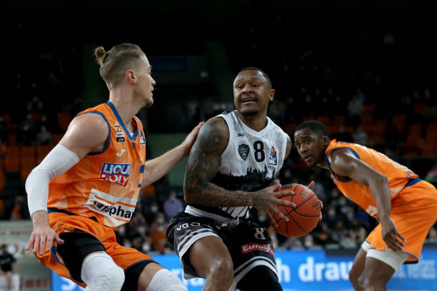 必须冷静审 必须冷静审