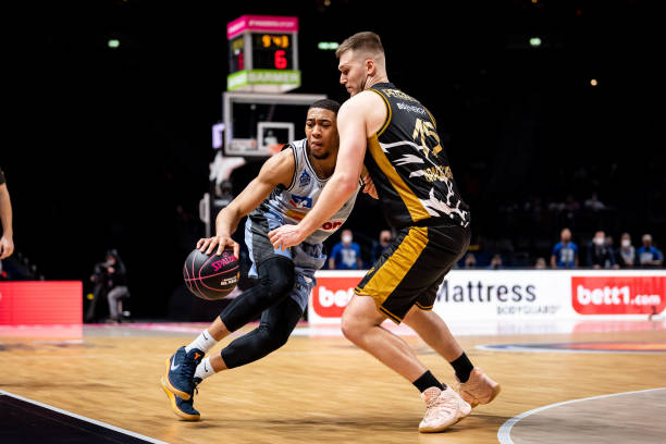 默契配合 默契配合