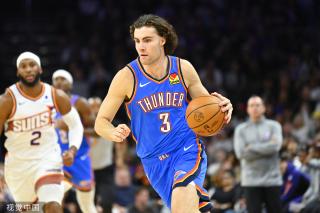 人看到他在 人看到他在